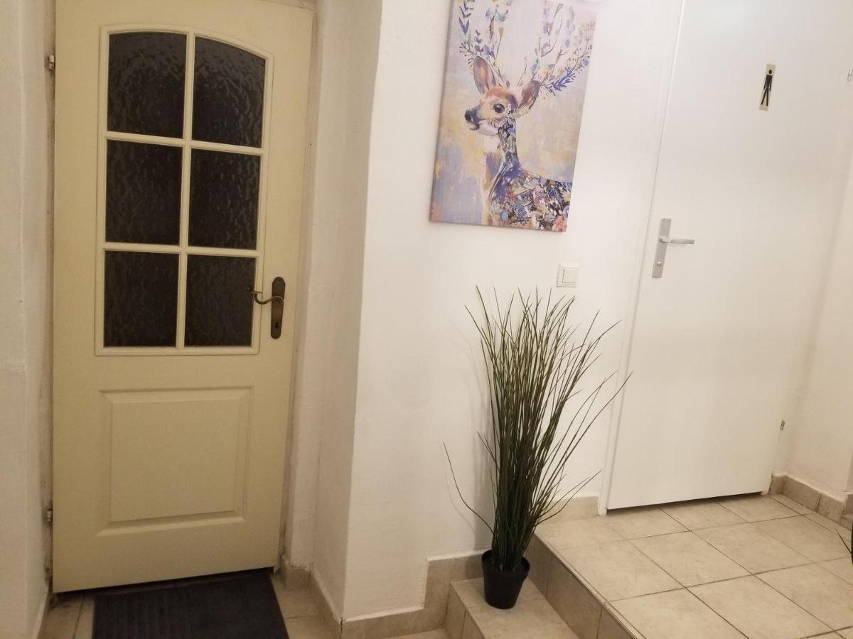 Global Apt Viena