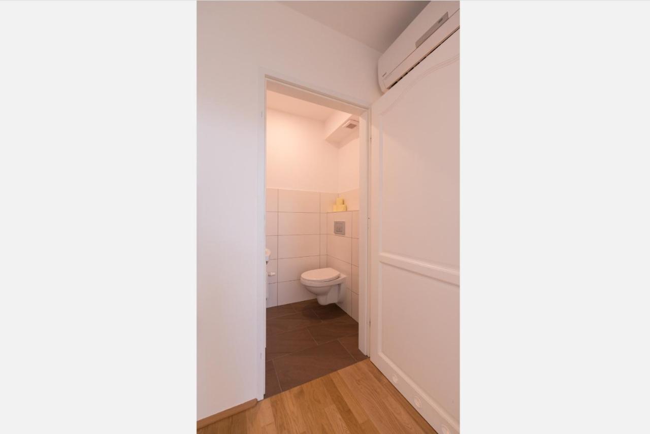 Sunny Penthouse L Dg1'14