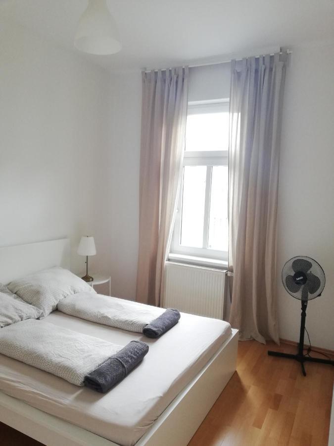 Living - Rustengasse Wien