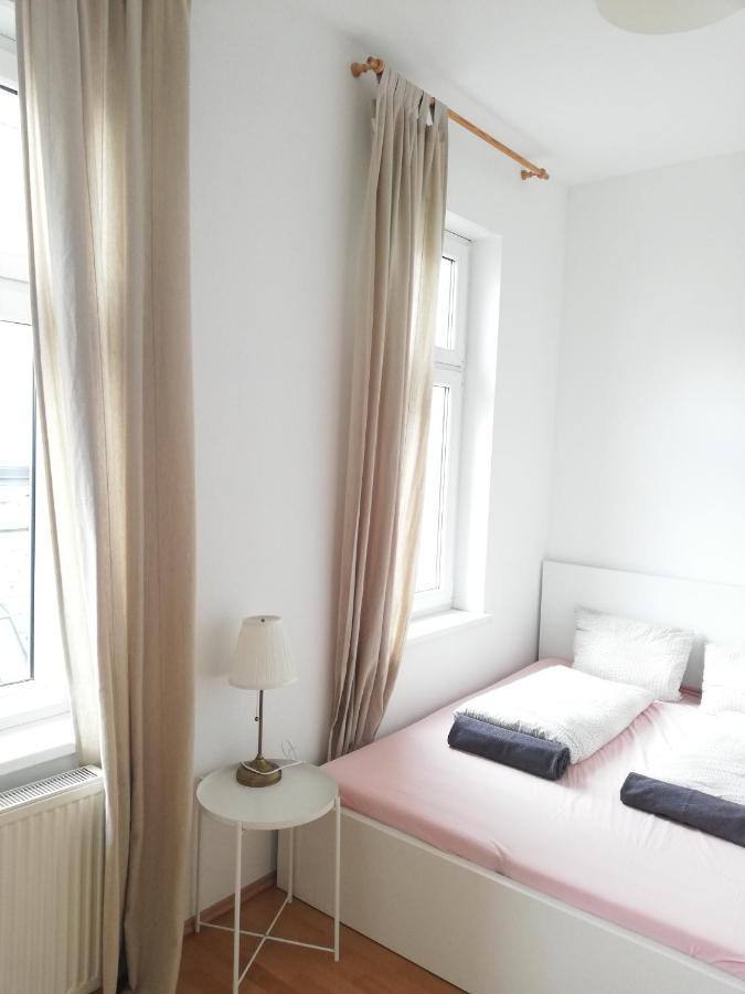 Living - Rustengasse * Wien