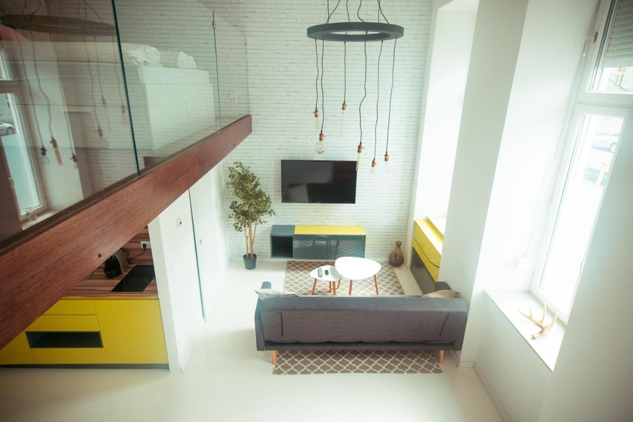 Zeus Design Loft Apartment *