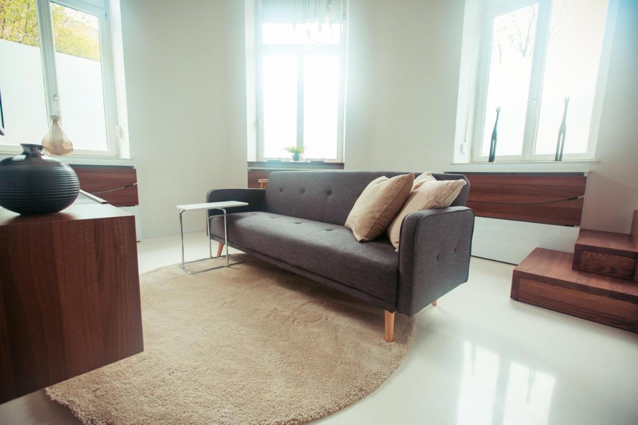 Zeus Design Loft