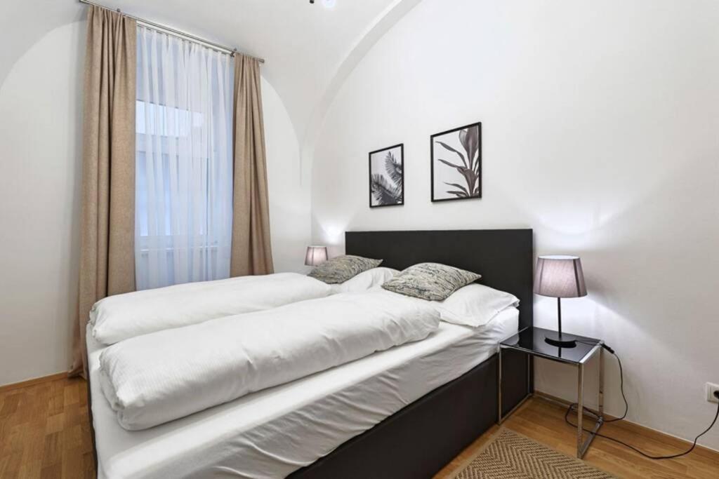 Apartment Crown 6 *