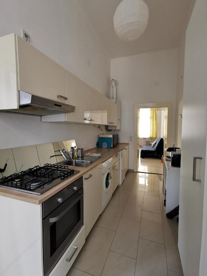 Apartment Alliierten L *