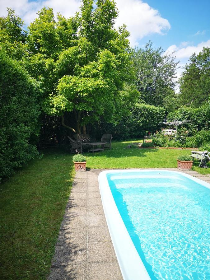 Christl - Mit Garten Und Pool Zur Mitbenutzung Appartamento *