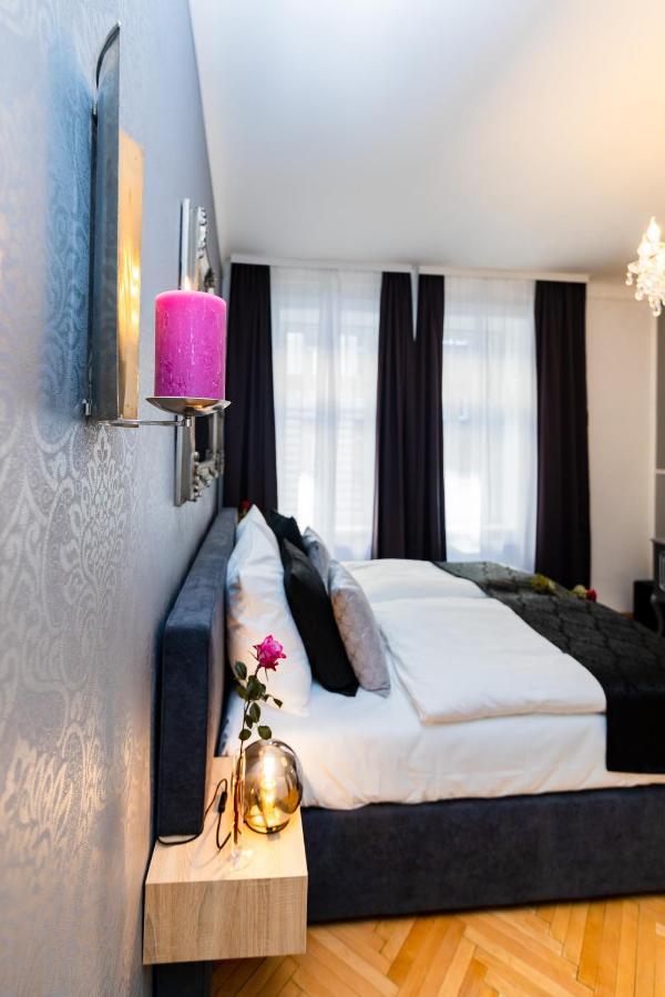 Sophies Place Augarten - Imperial Lifestyle Parking Apartment Vienna