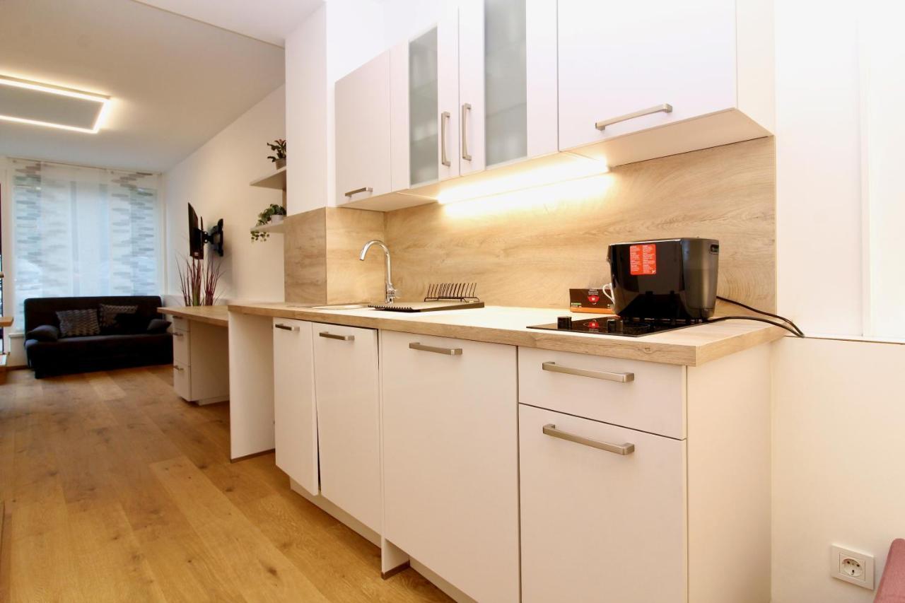 Work And Travel Apartamento