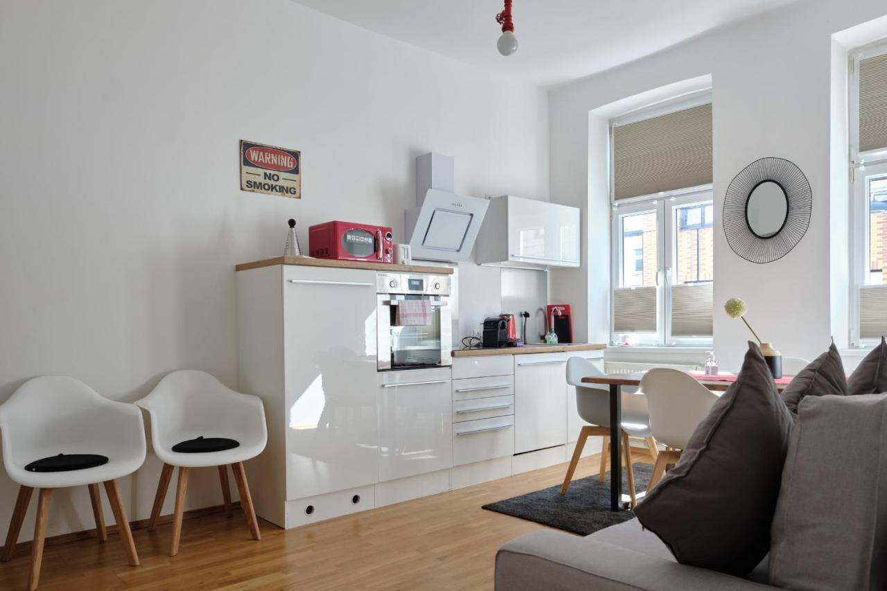 Apartment Experience *