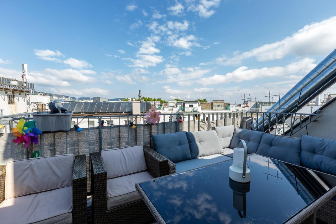Julius 6 - Duplex 5 Mins To Center Apartment