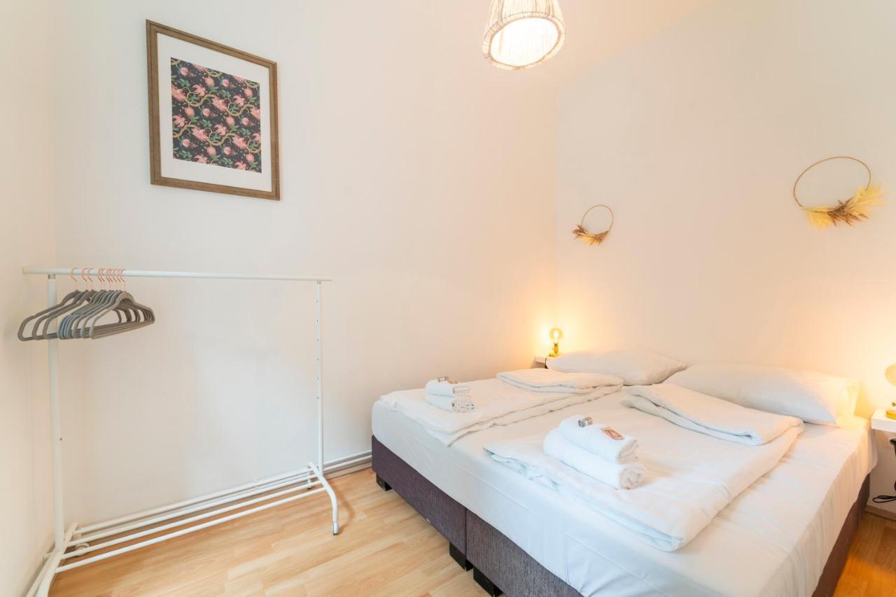 Apartment Comfort Nahe Uno-city Und Vic I Levestate