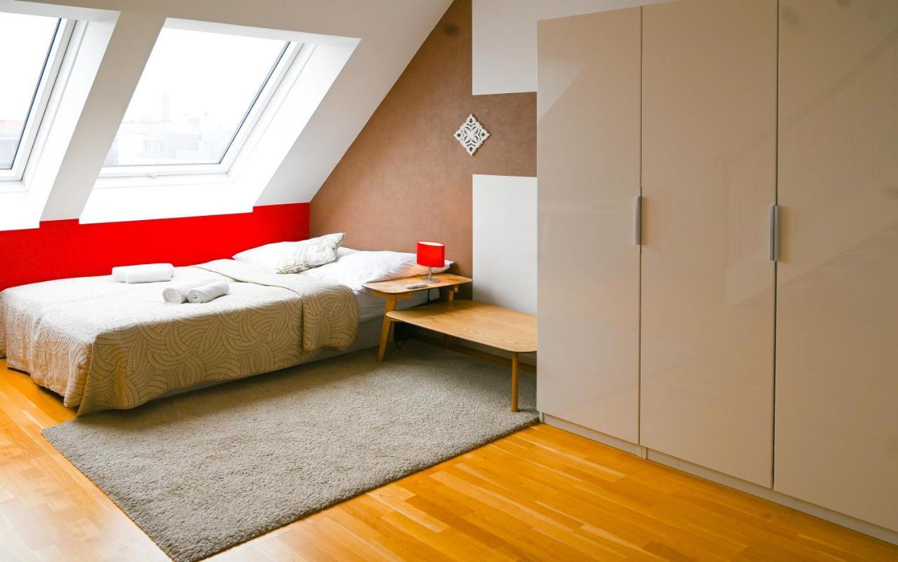 Bright Duplex Danube Canal Appartamento *