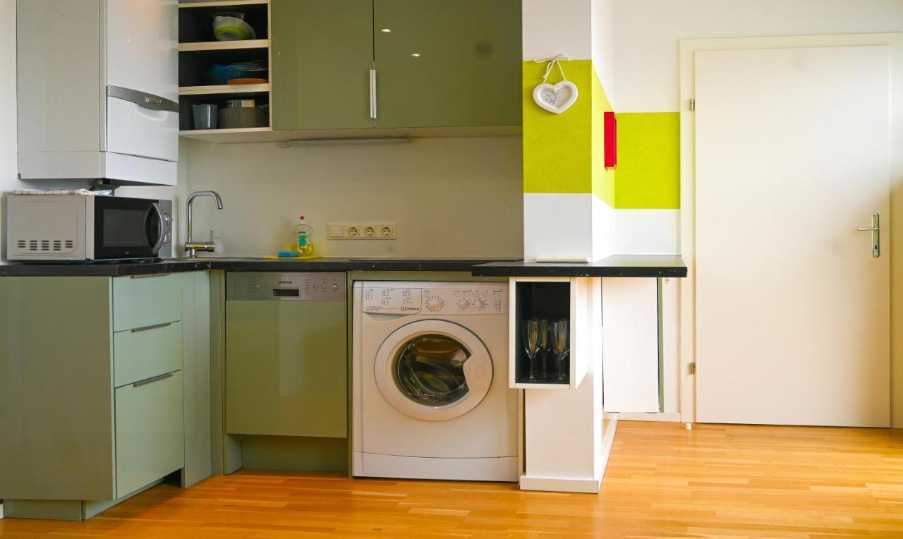 Bright Duplex Danube Canal Appartamento