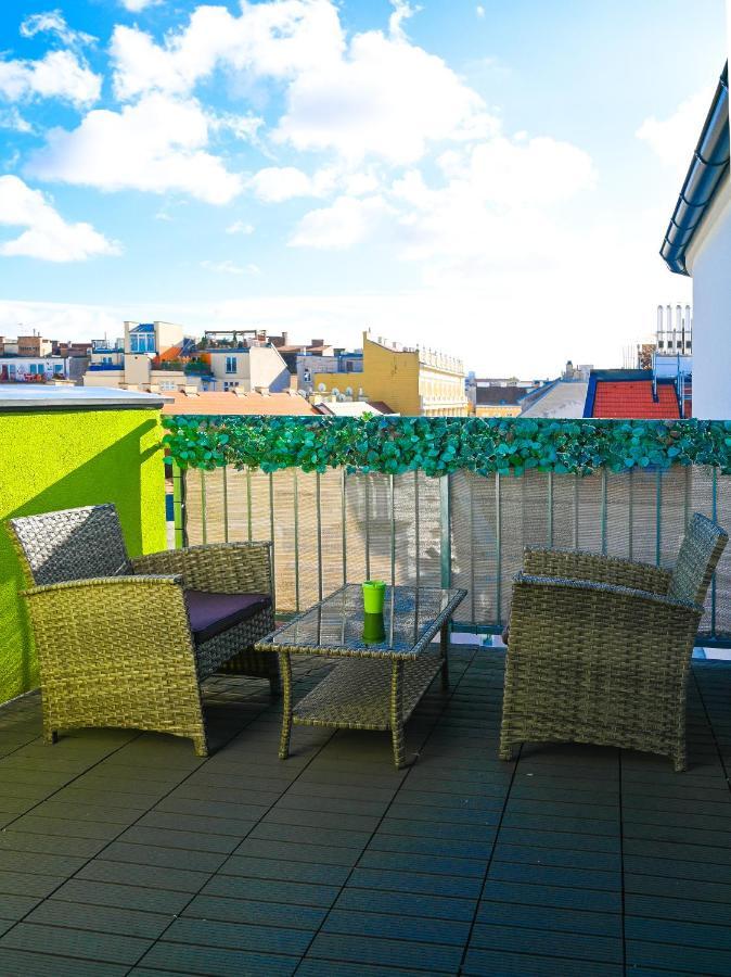 Modern Naschmarkt Apartment
