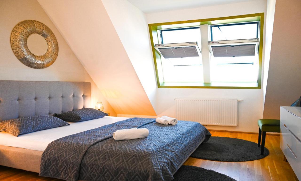 Modern Duplex Museumsquartier * Viena