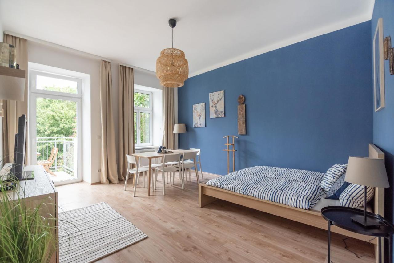 Bright, Cozy & Quiet Apartment