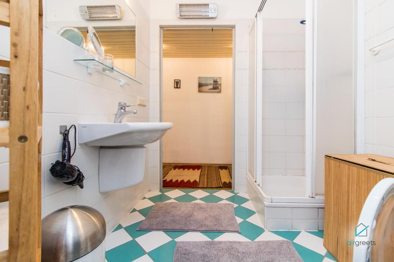 Spacious And Extraordinary Apartment Vienna