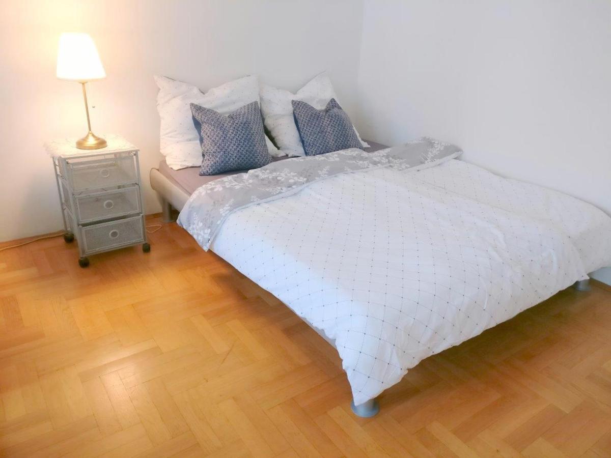 Stylish & By Jr Apartment