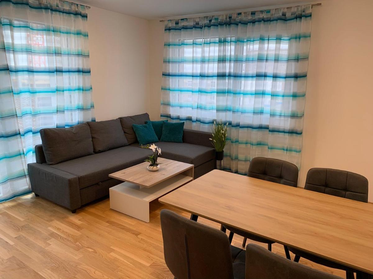 Apartment Modern Airconditioned City Close To Vic *