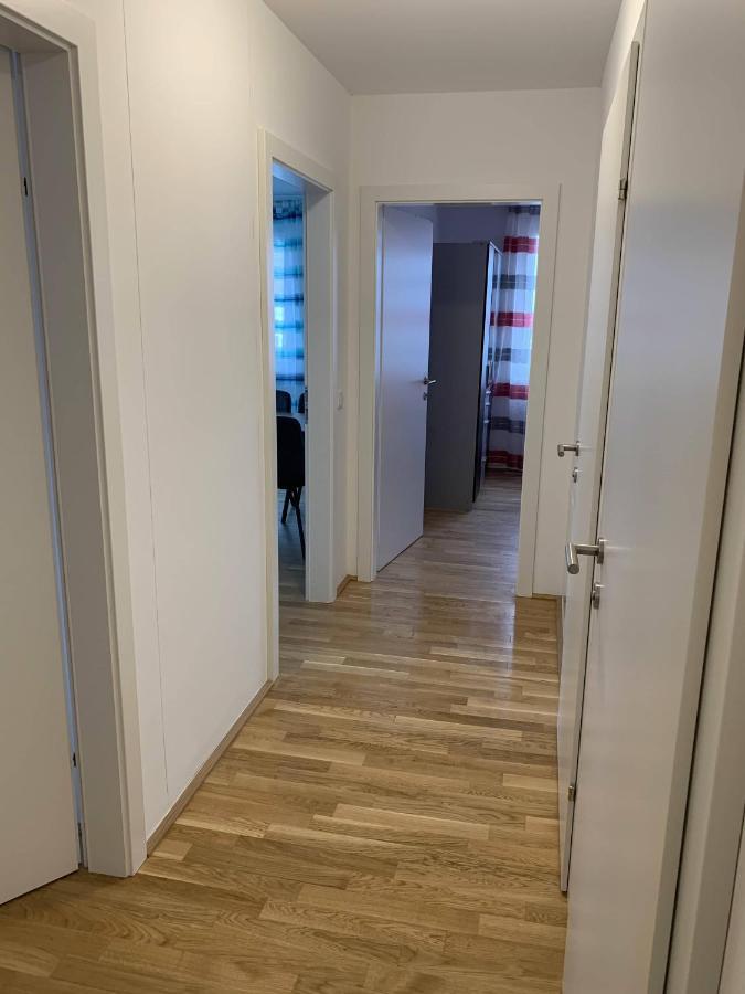Modern Airconditioned City Close To Vic Apartment