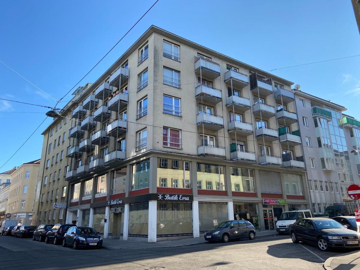 Rh * Vienna