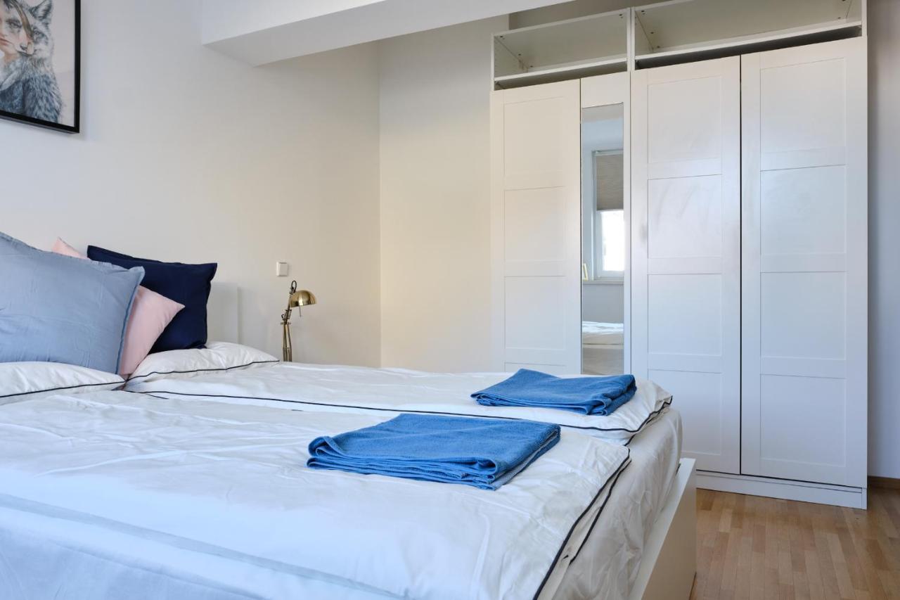 Experience Apartment *