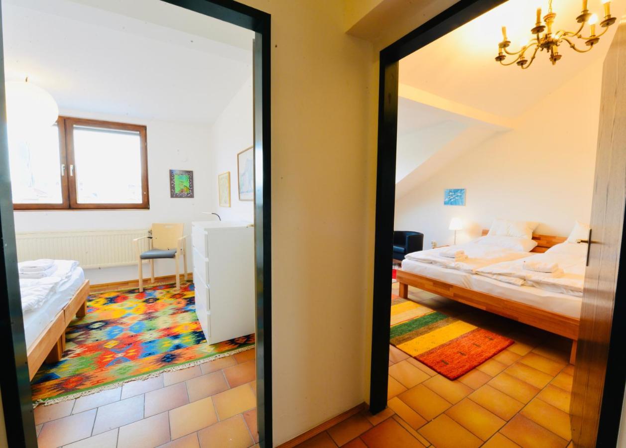 Apartment Charming Attic Near Messe And Center