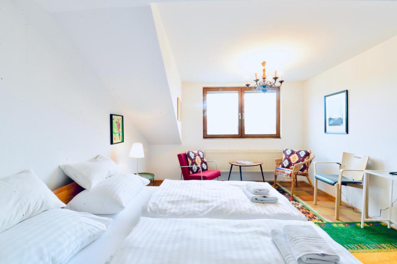 Apartment Charming Attic Near Messe And Center Wien