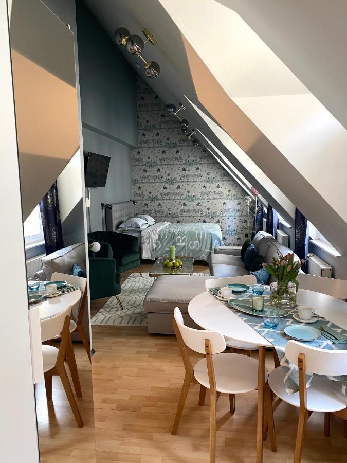 Centre Serviced Apartment *