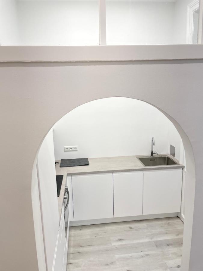 100m2 Naehe 1010 Apartamento *