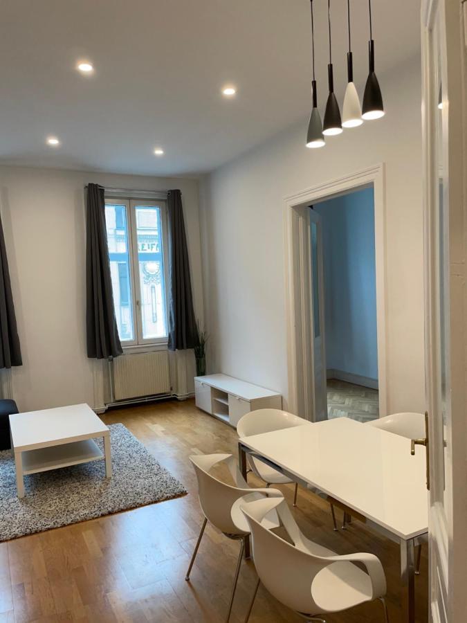 Apartamento 100m2 Naehe 1010 *