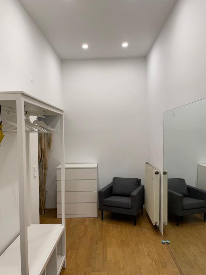 100m2 Naehe 1010 * Vienna