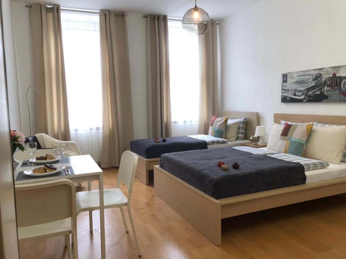 Apartment New, Bright Near The Metro! Vienna