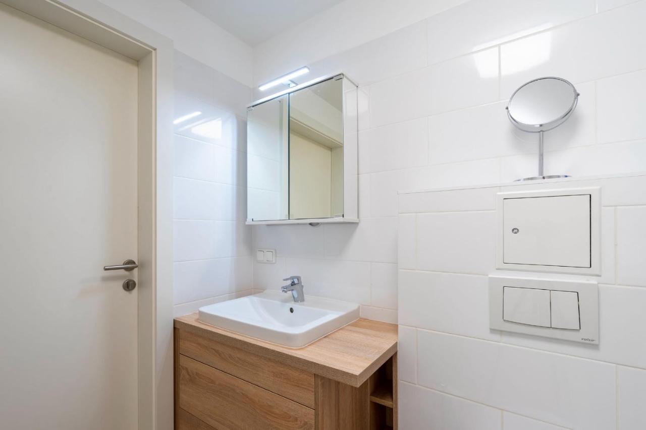 Donaufeld Living - Modernes Und Helles Apartment *