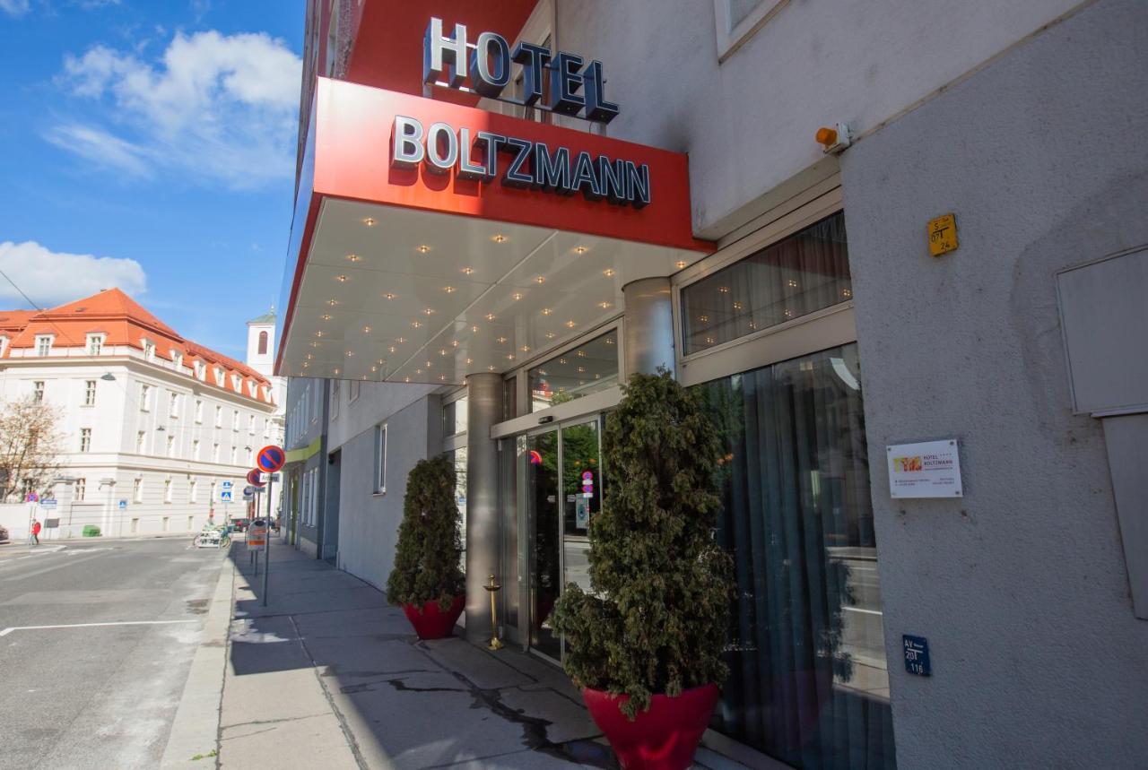 Boltzmann 4*