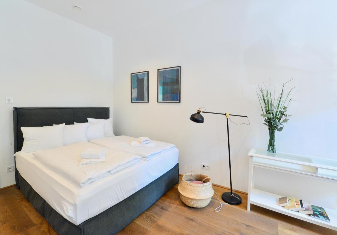 Charming Studio In Servitenviertel I Apartment