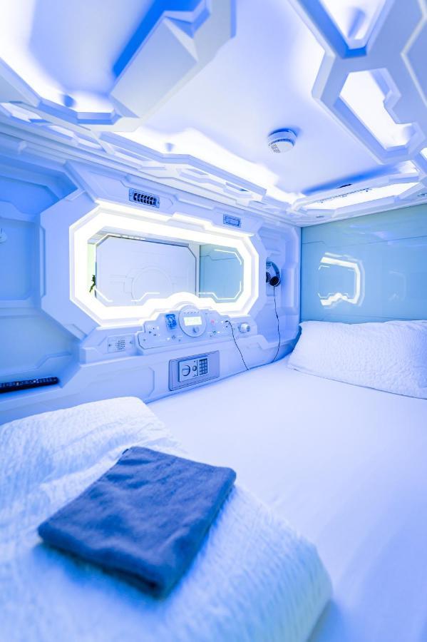 Hostel Space - Inner