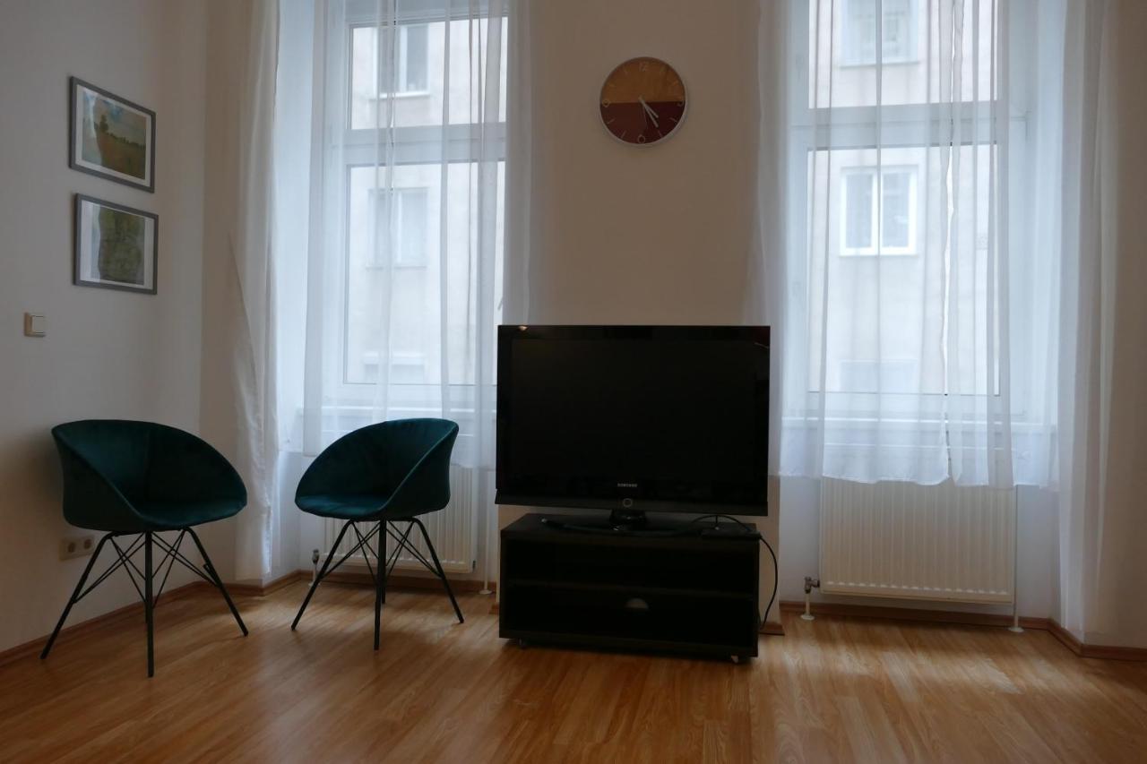 Leopoldsgasse 2*