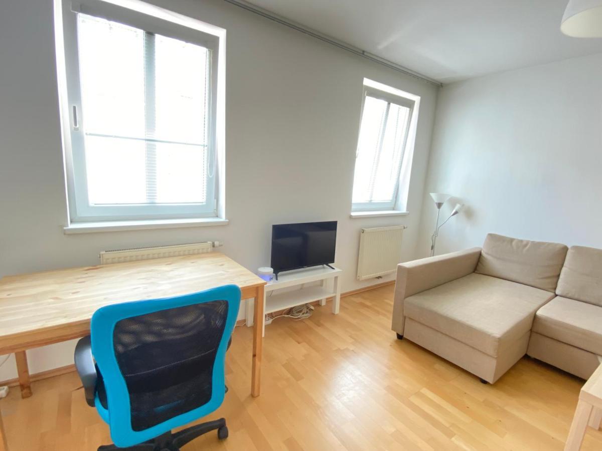 Living - Rustengasse