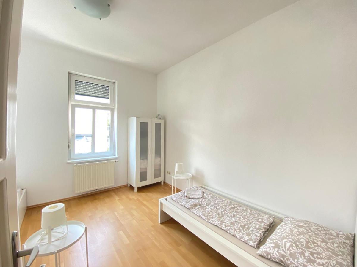 Living - Rustengasse *