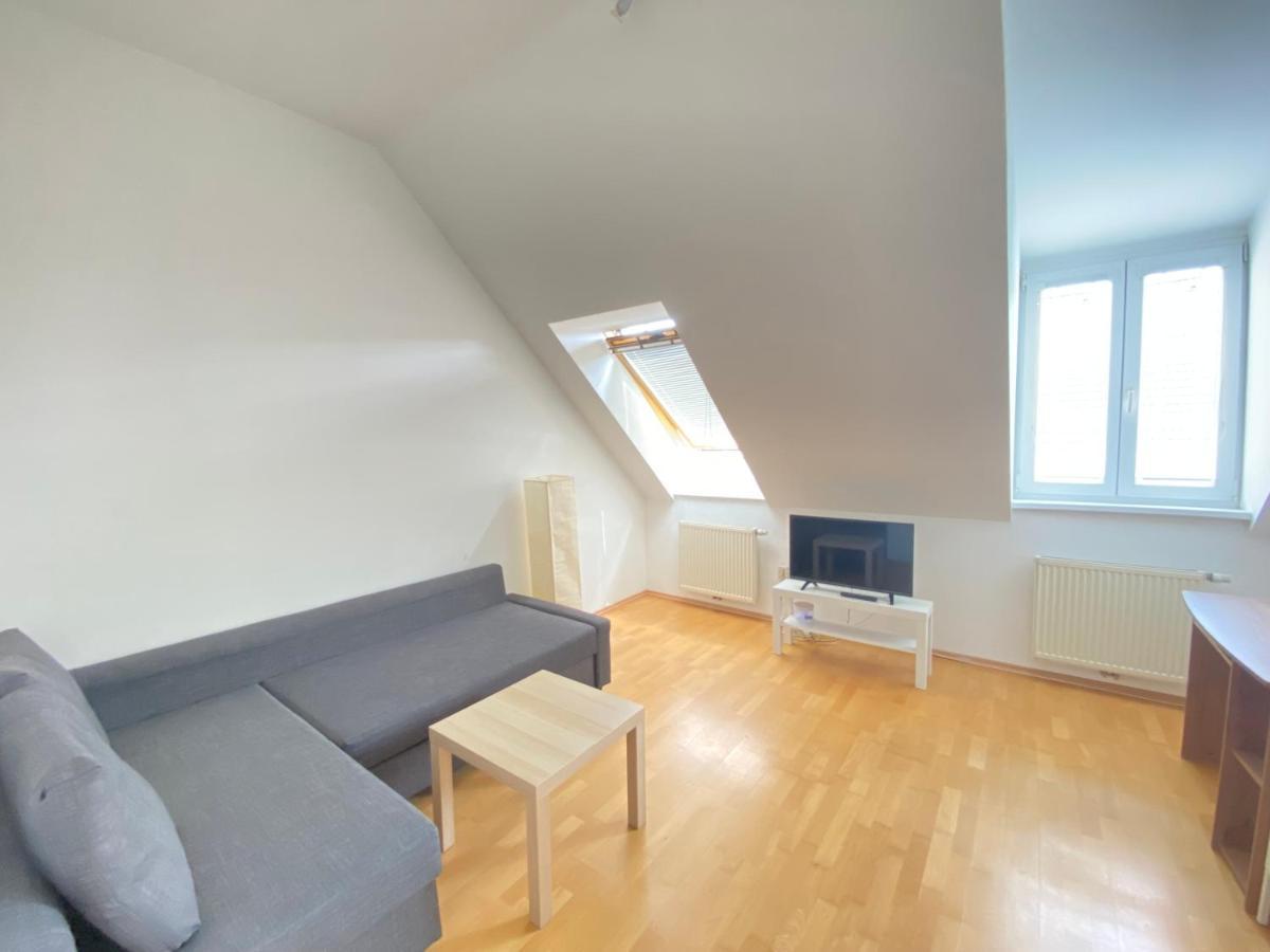 Living - Rustengasse Apartment