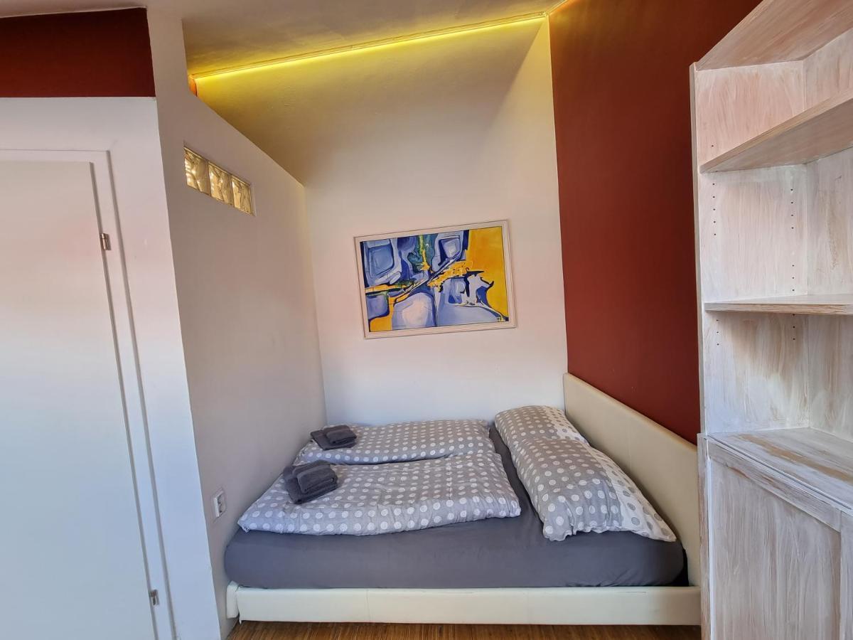 Alina's Apartment *
