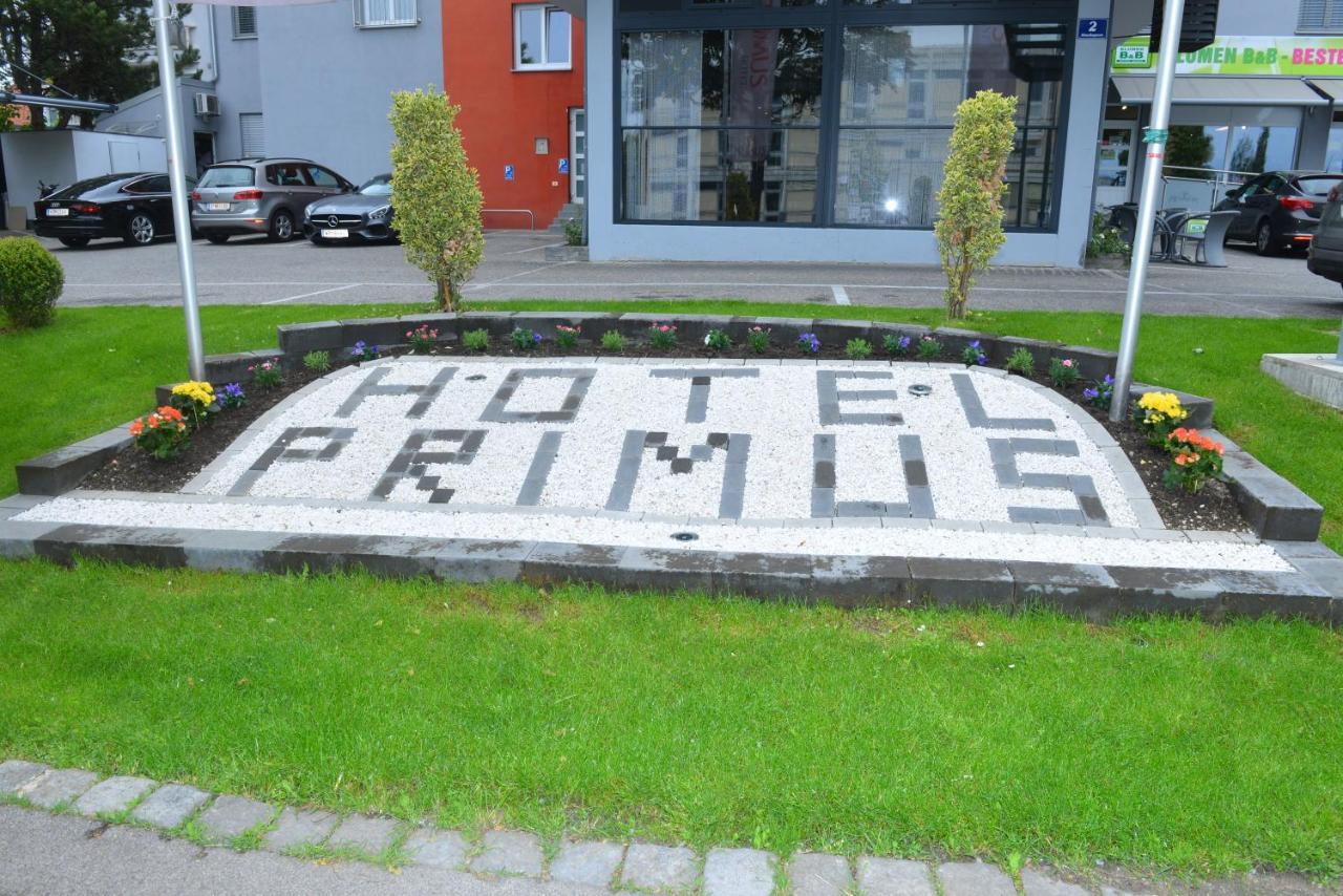 Primus & Viena