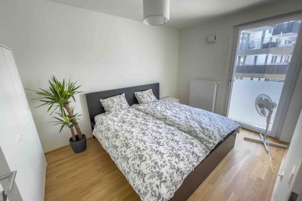 Apartment Modern & Sunny 52m2 With Balcony & Fast Wifi *