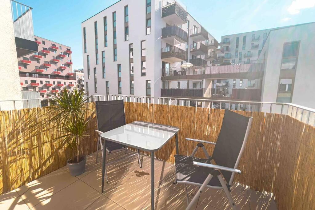 Apartment Modern & Sunny 52m2 With Balcony & Fast Wifi Wien