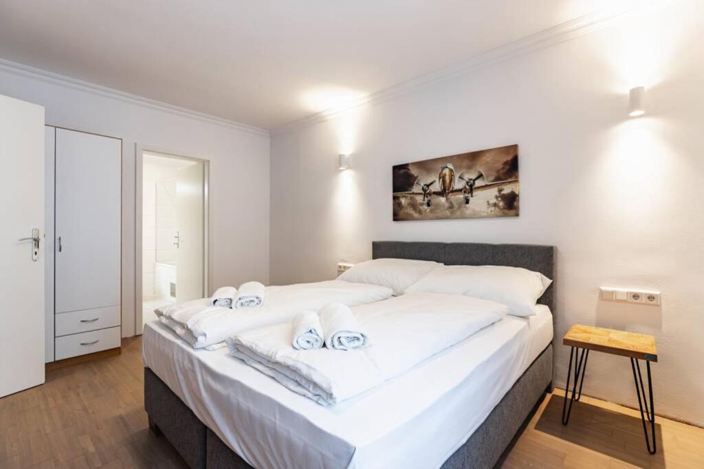 Chic One-bedroom With King-size Bed, Nestled In Vienna's Vibrant Heart Appartamento