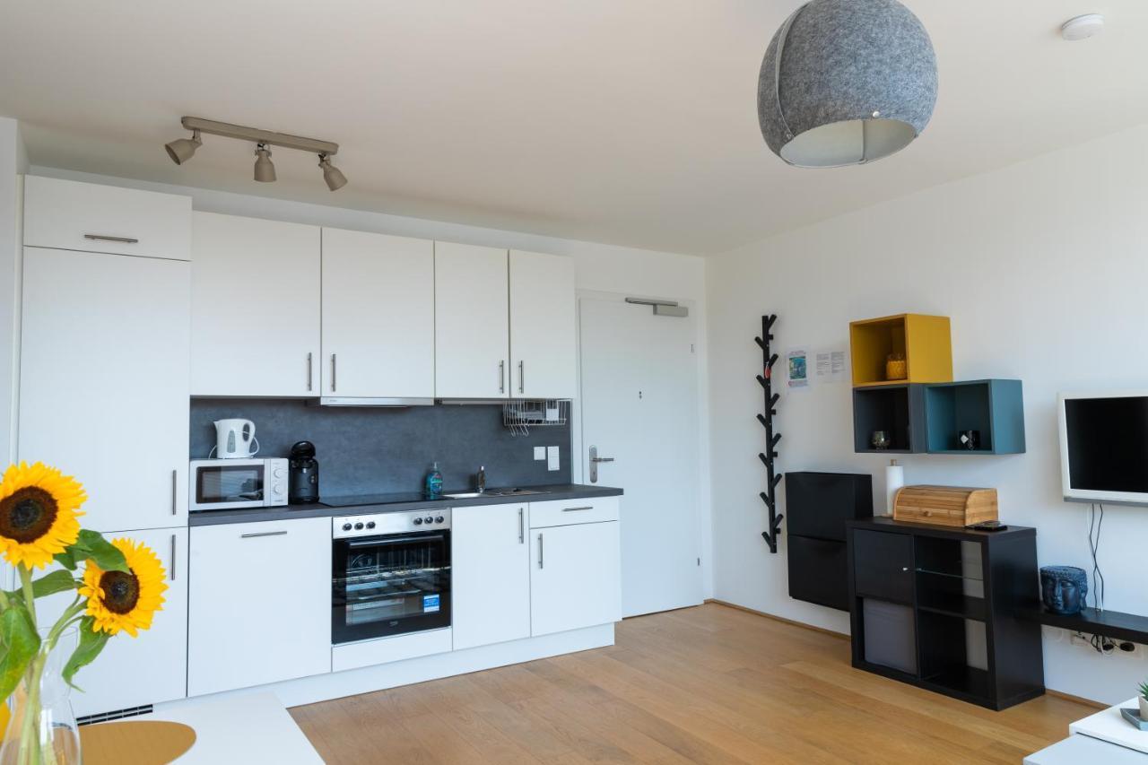 Maureen Lovely 2 Bedroom Unit With Community Pool * Wien
