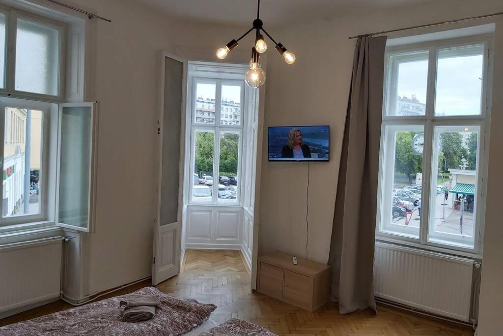 Apartment Lovely New 2 Bedroom Near Hannovamarkt *