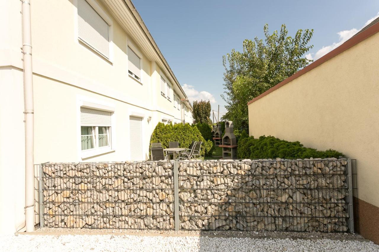 Studio Lehen 2 Apartment