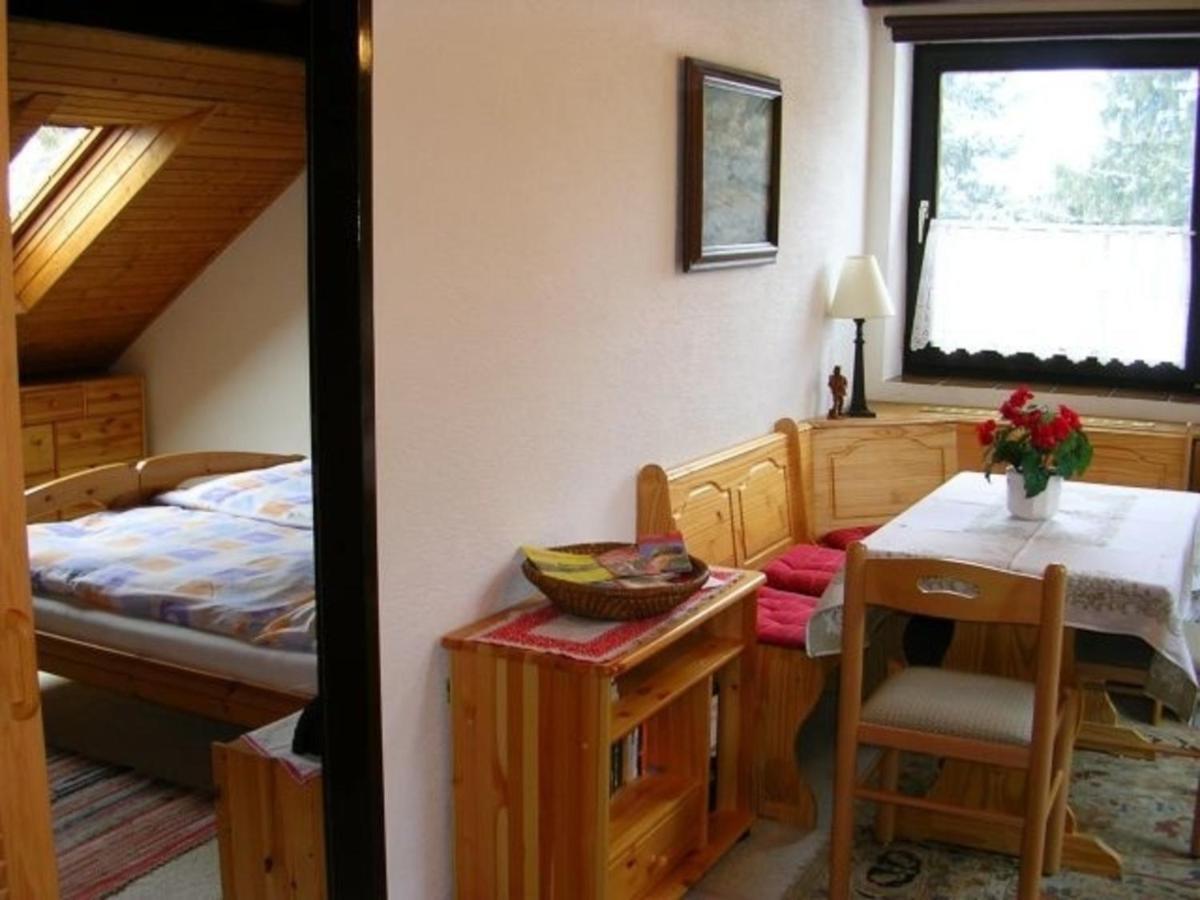 Apartment Wienerwald Im Haus Am Wiesengrund *
