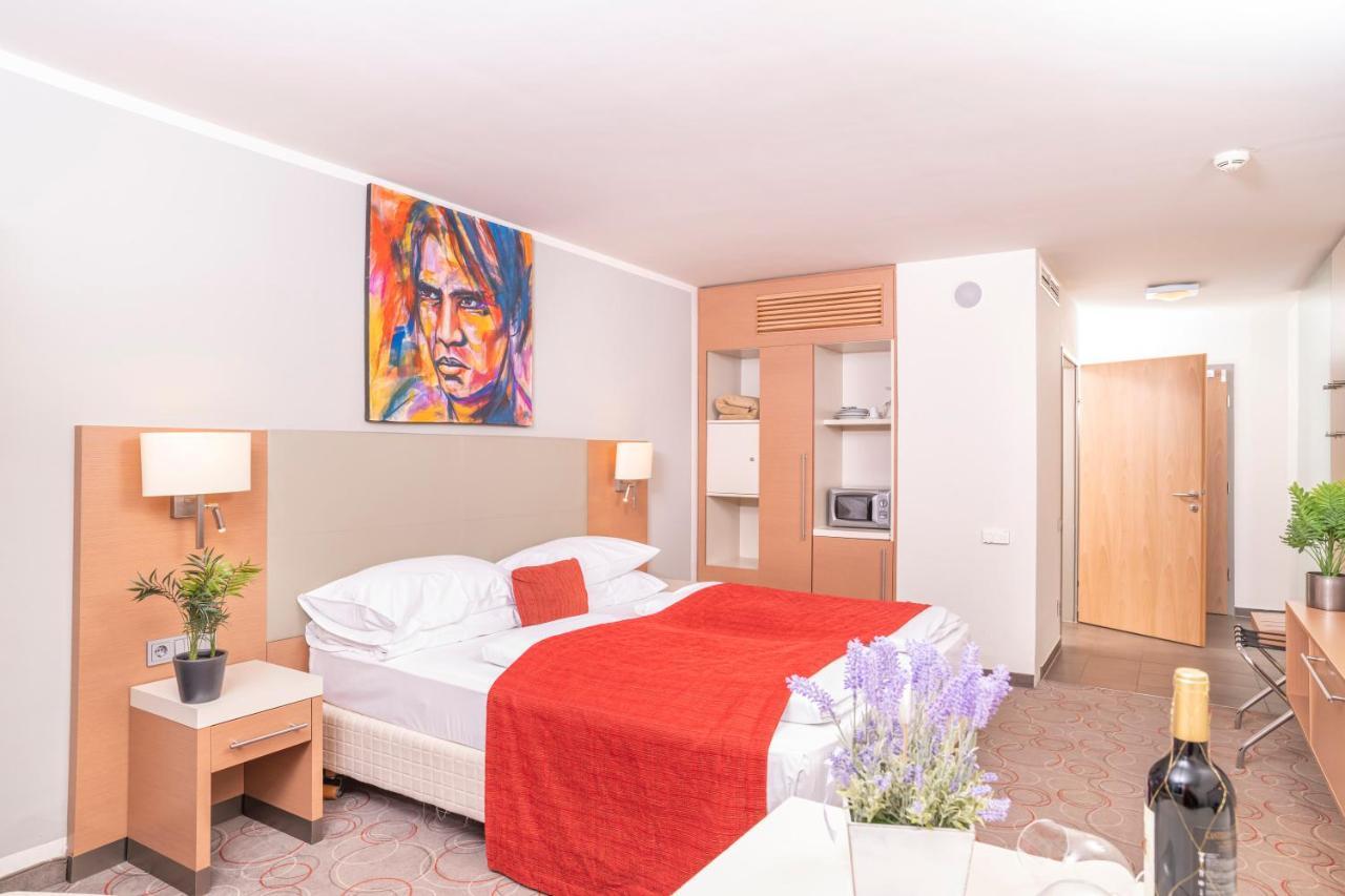 Vivo Hotel 4*